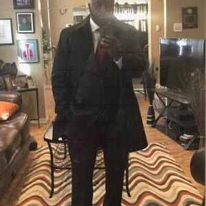 Meet your Posher, Leonard